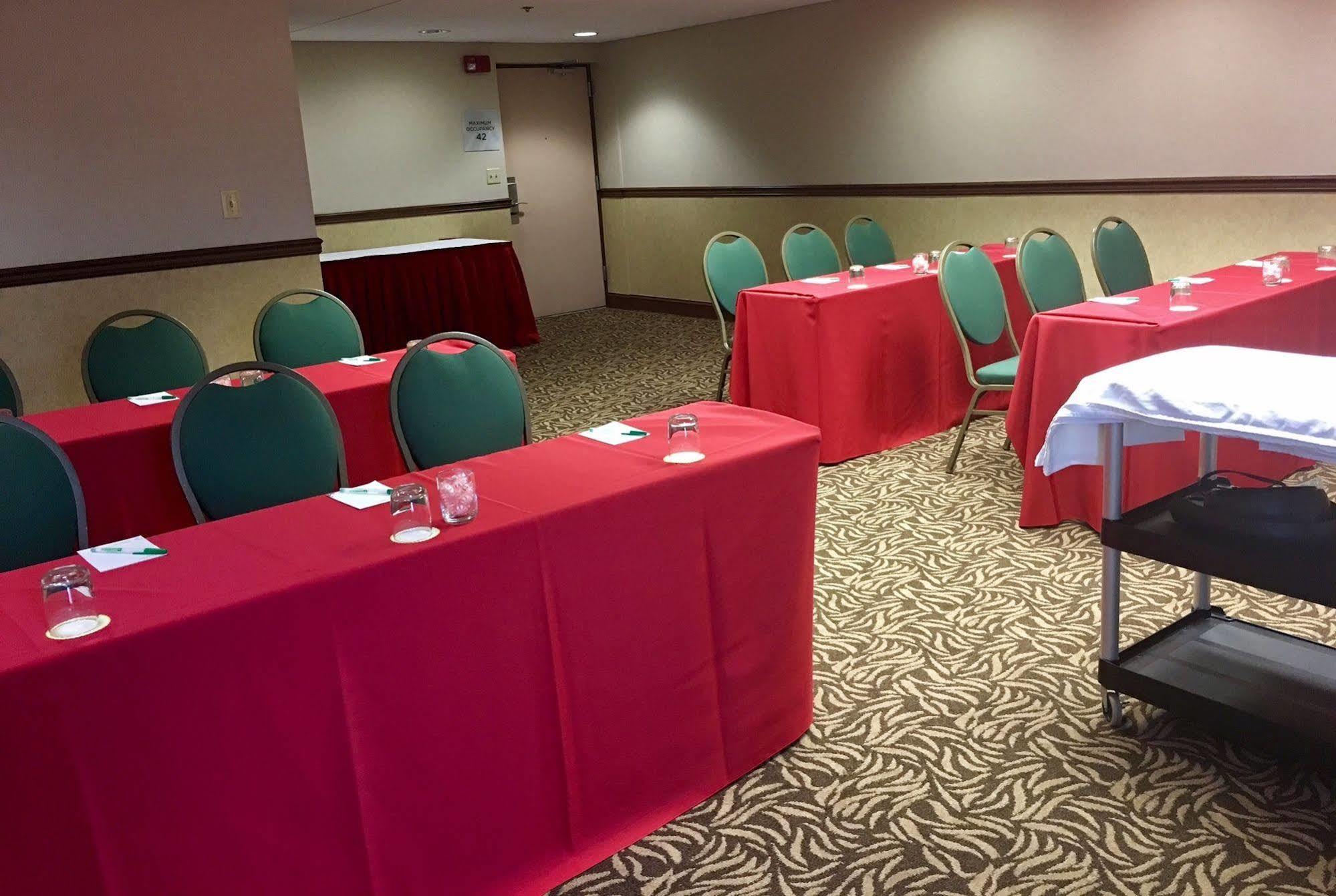 Quality Hotel Essington Εξωτερικό φωτογραφία
